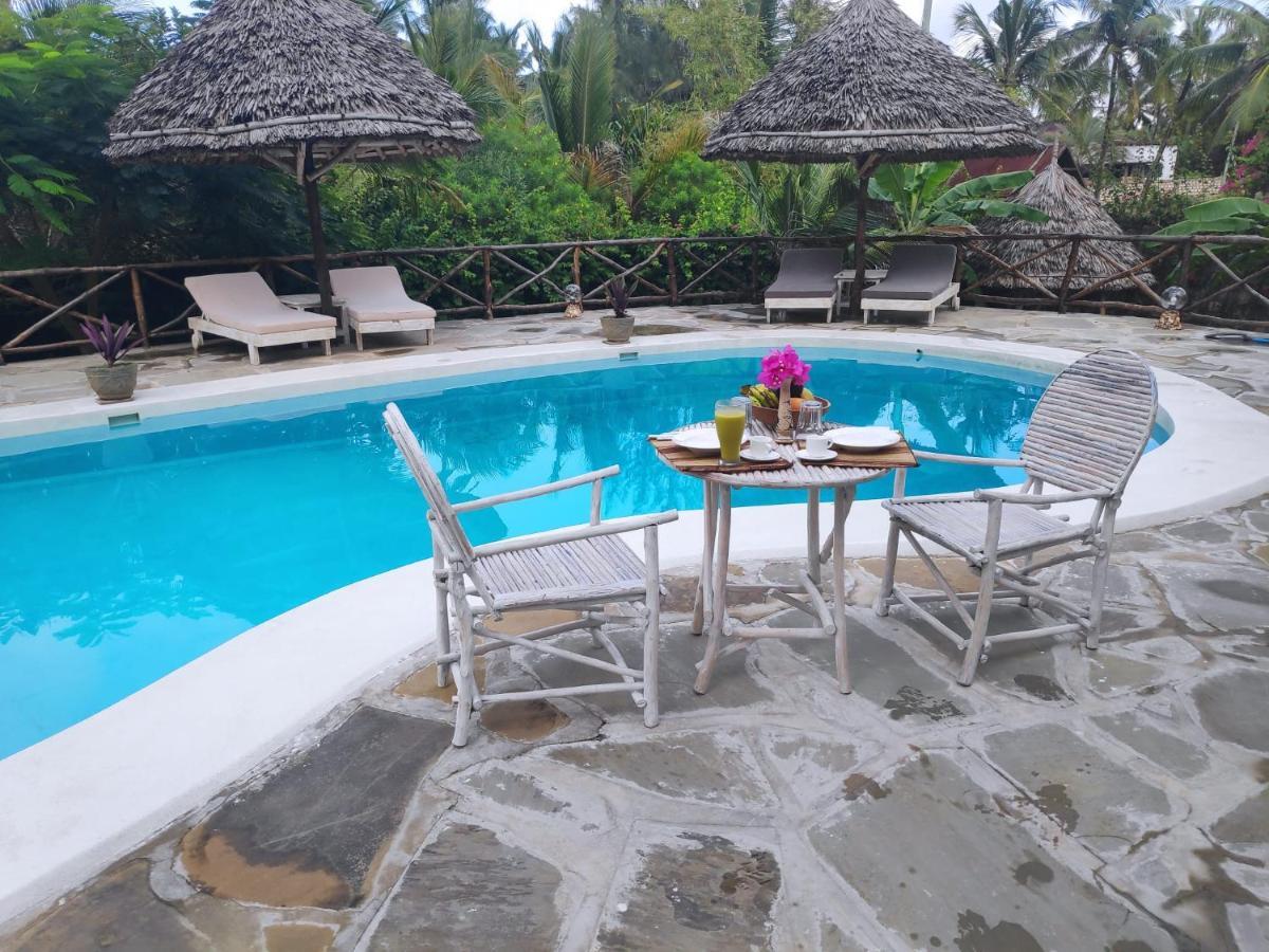 Kimya House, Watamu Bed and Breakfast Exteriör bild