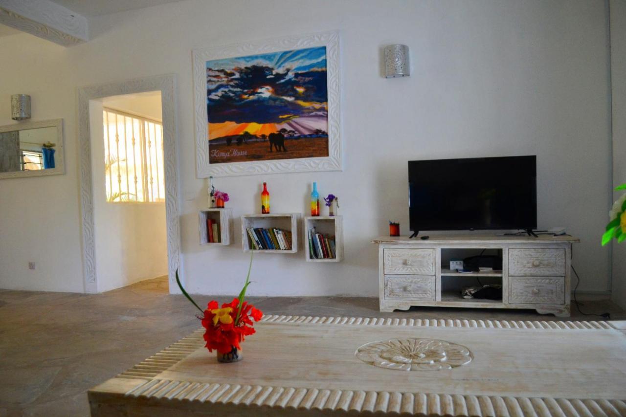 Kimya House, Watamu Bed and Breakfast Exteriör bild