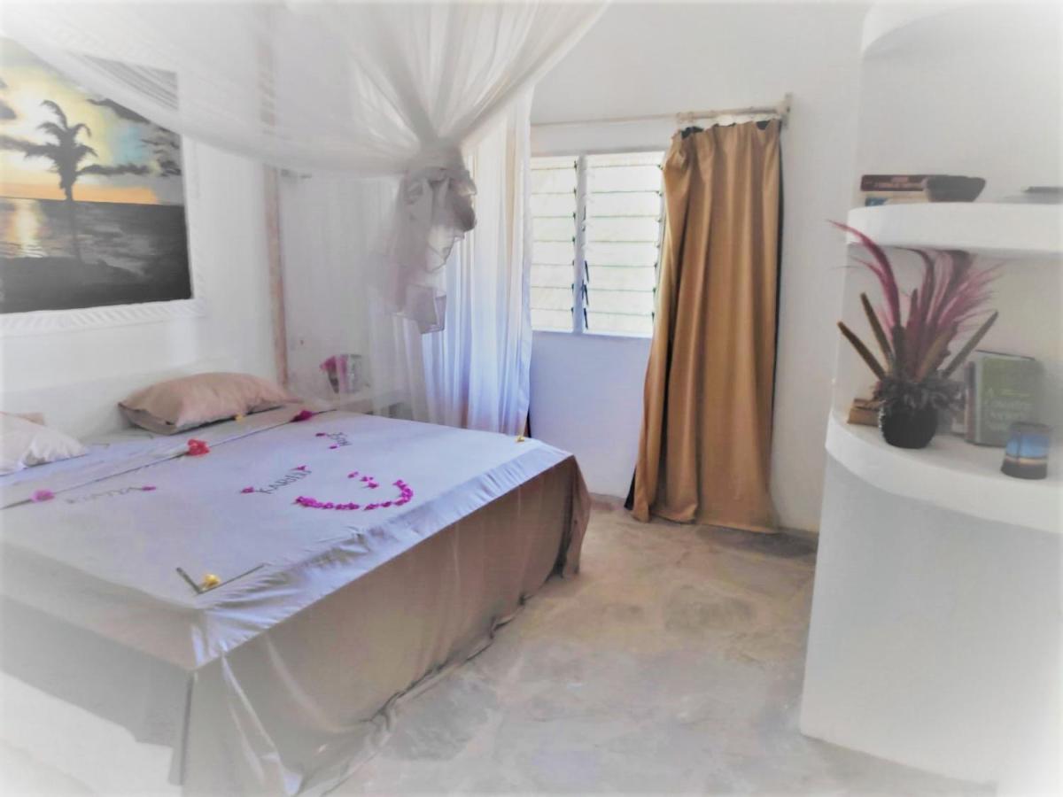 Kimya House, Watamu Bed and Breakfast Exteriör bild